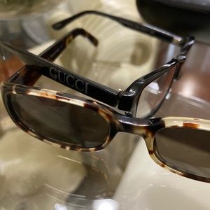 GUCCI a vintage and reading glasses with one case. Pre owned